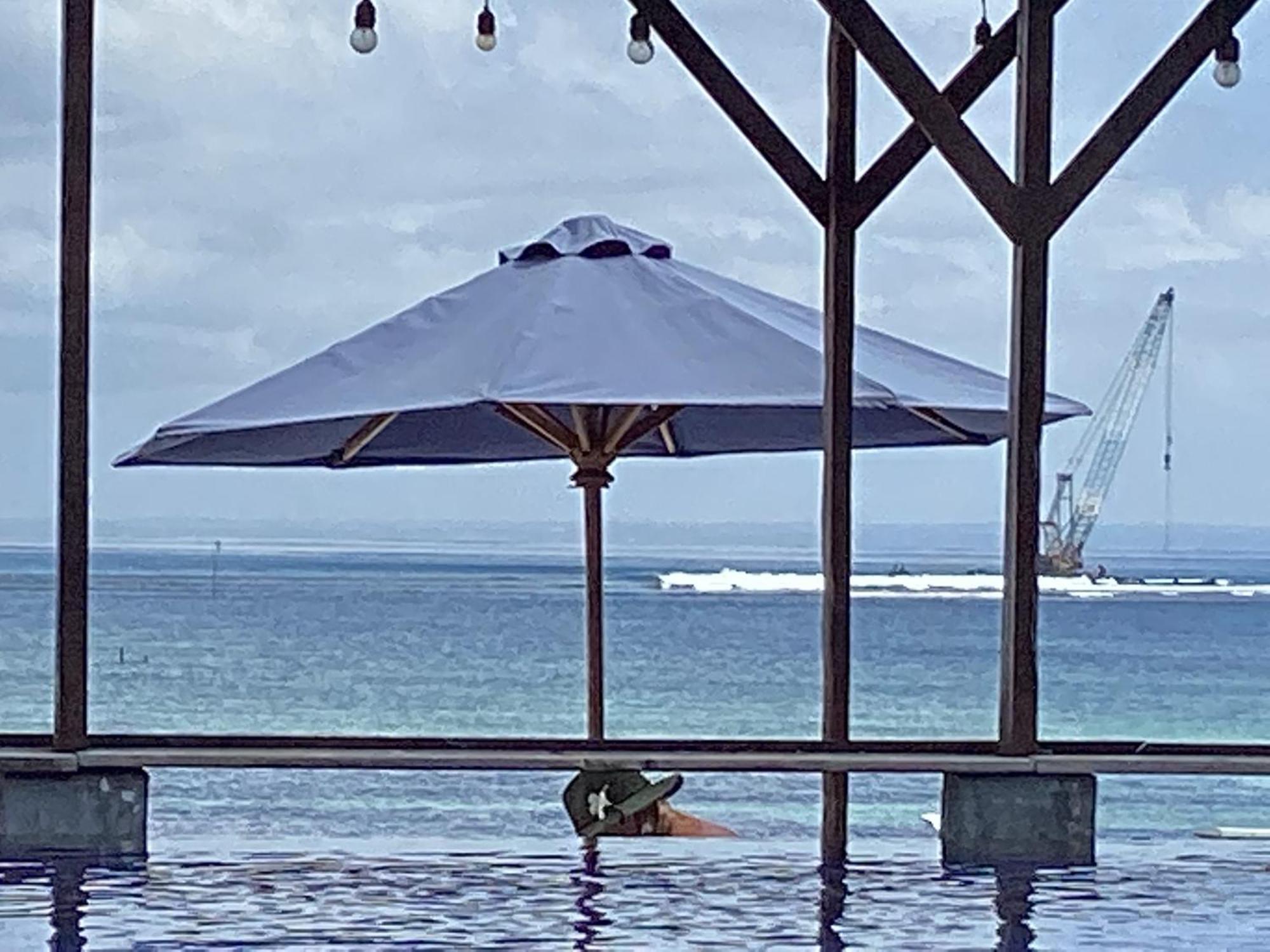 Linda Beach Hotel Lembongan Buitenkant foto